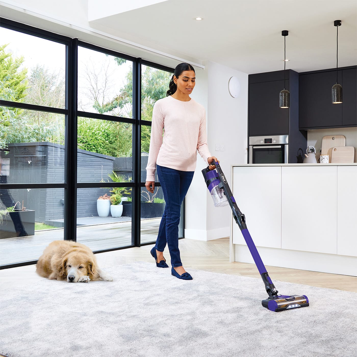 Save £60 off Shark Anti Hair Wrap Cordless Vacuum